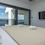 Vista Vila *