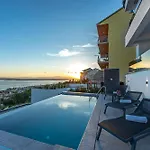 Vista * Crikvenica