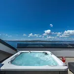 Vista Vila *